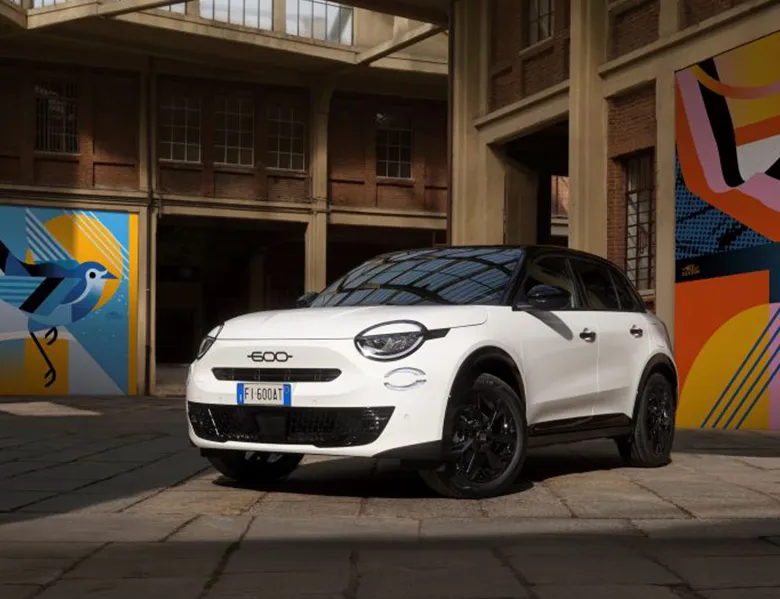 tychy-nowy-fiat-600